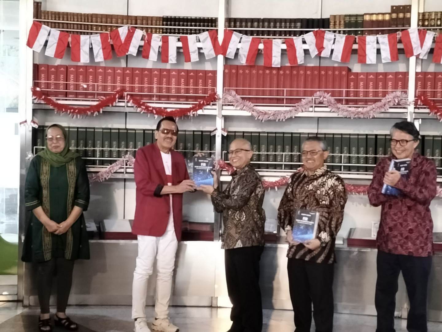 Pameran Buku-Buku Kedirgantaraan Chappy Hakim