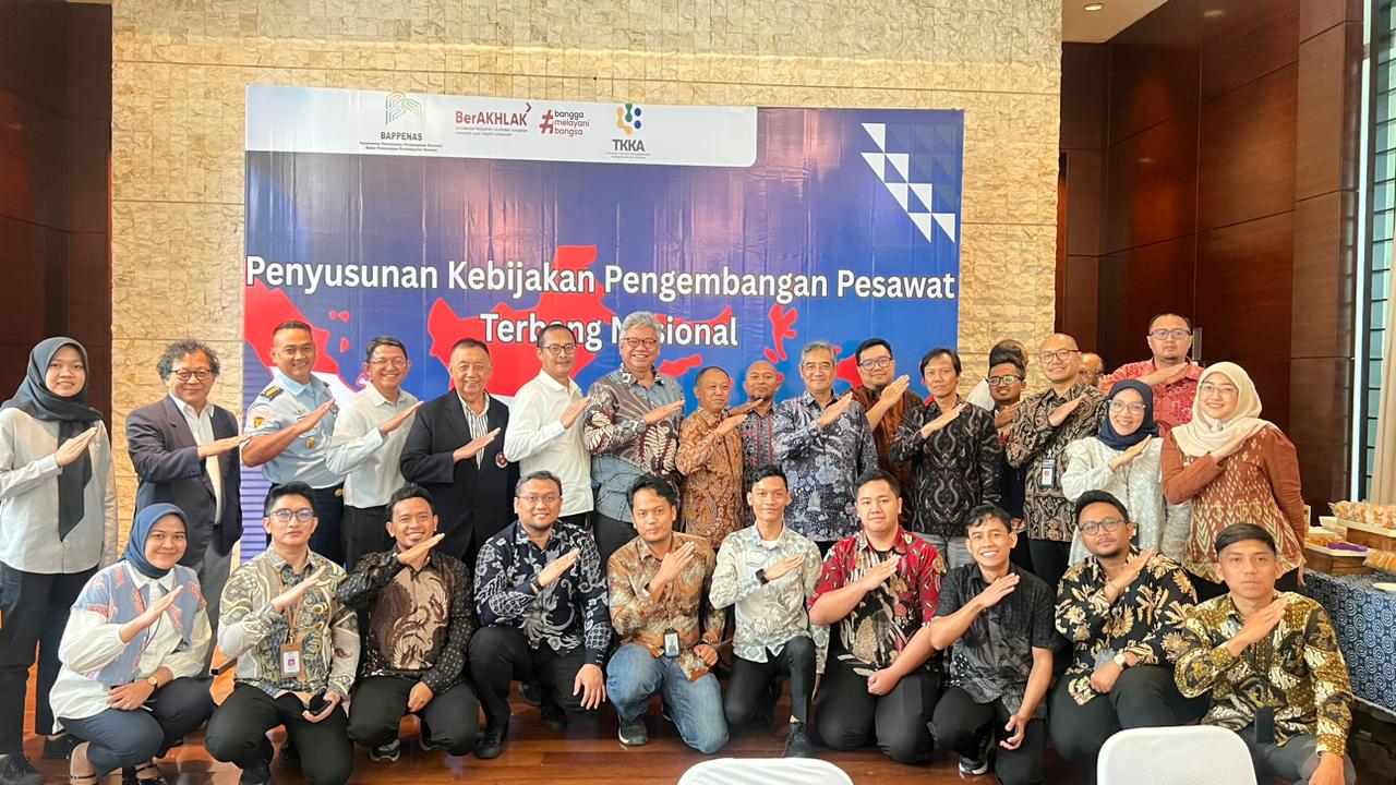 Penyusunan Kebijakan Pengembangan Pesawat Terbang Nasional